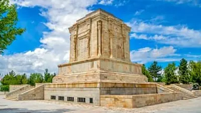 نمایی از مشهد