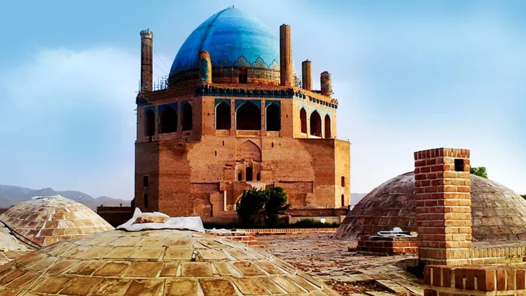 نمایی از زنجان برای برنامه‌ریزی سفر